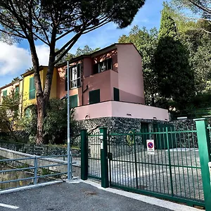Patio & Parking - Gianna's Coastal In Cinque Terre Monterosso al Mare