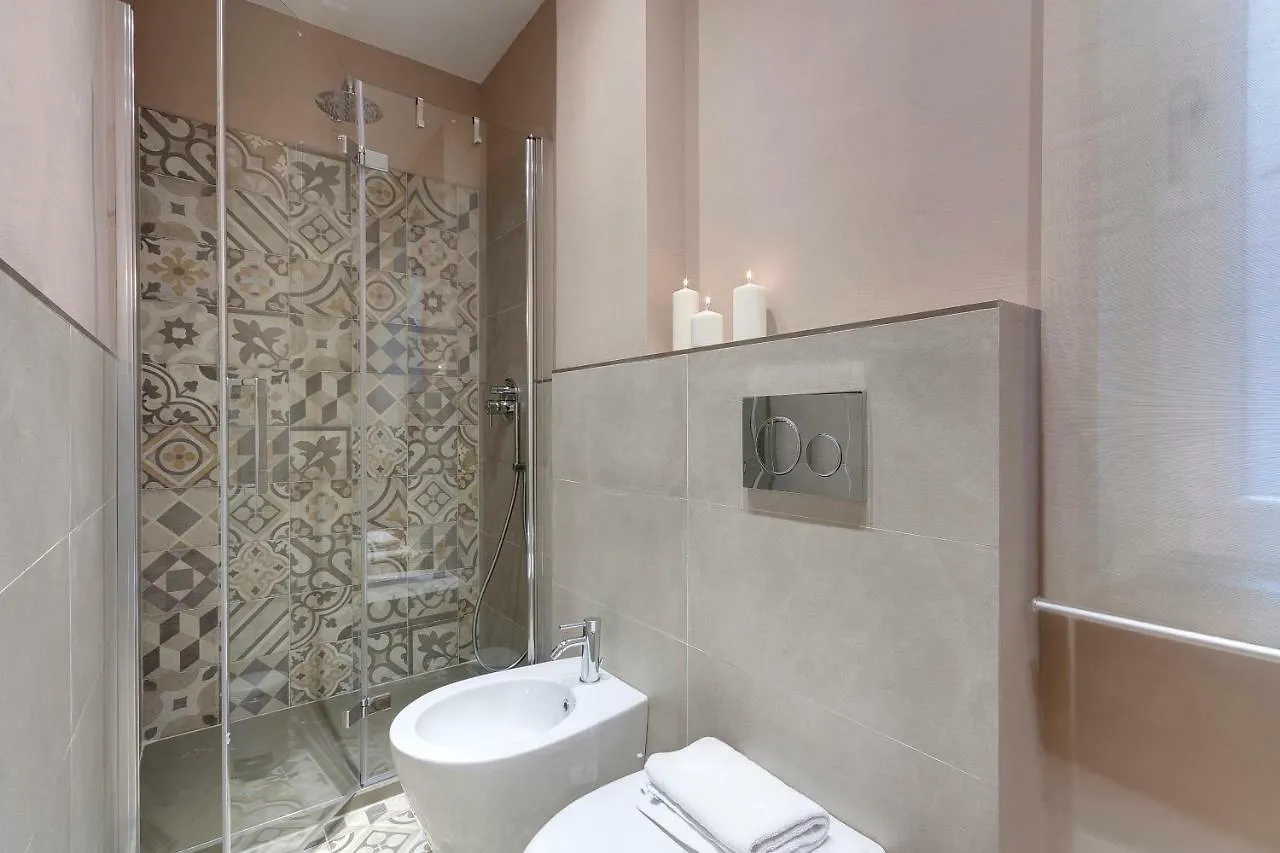 Borgo Apartment By Mamo Florence